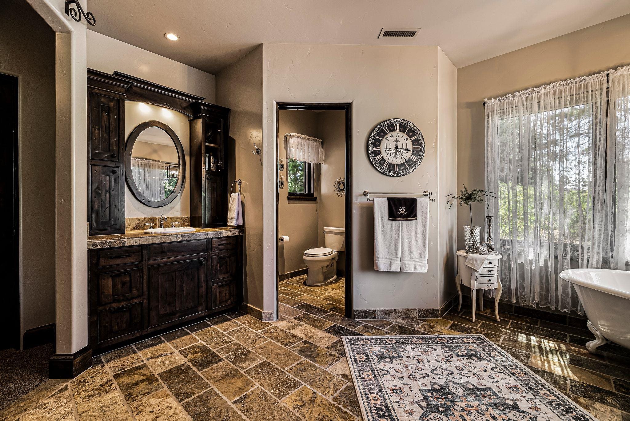 Lake Almanor, California 96137, United States, 3 Bedrooms Bedrooms, ,3 BathroomsBathrooms,Residential,Active,152876