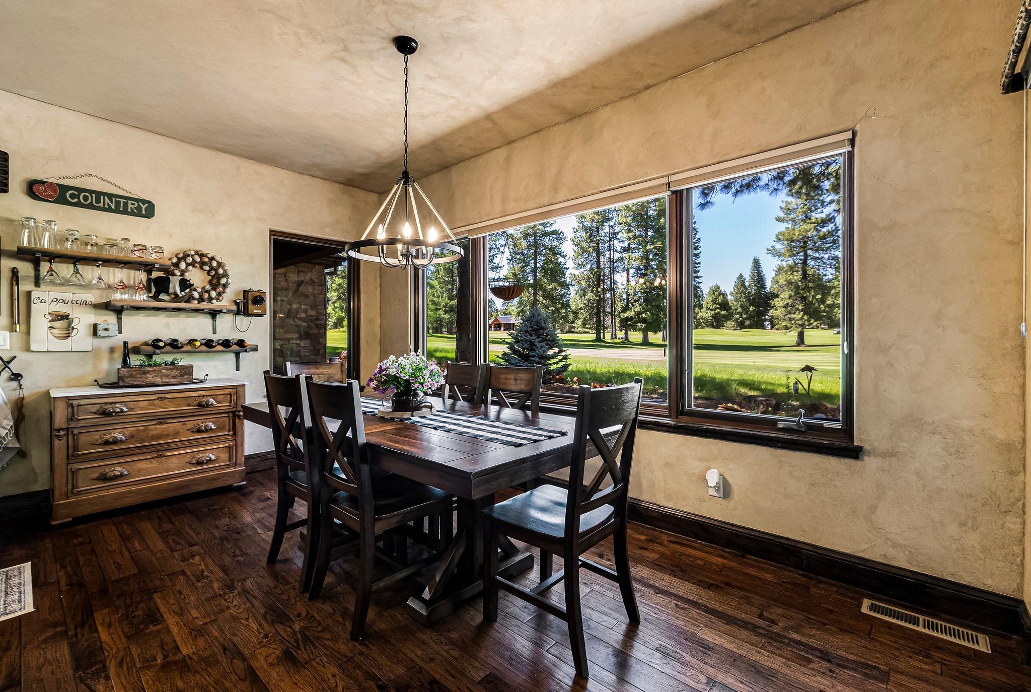 Lake Almanor, California 96137, United States, 3 Bedrooms Bedrooms, ,3 BathroomsBathrooms,Residential,Active,152876