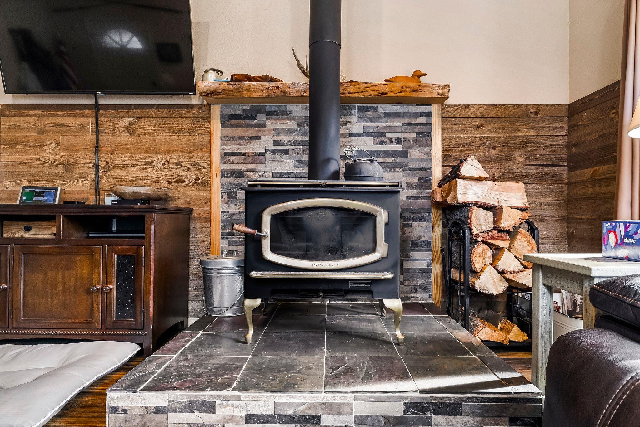 Lake Almanor, California 96137, United States, 3 Bedrooms Bedrooms, ,3 BathroomsBathrooms,Residential,Active,95184