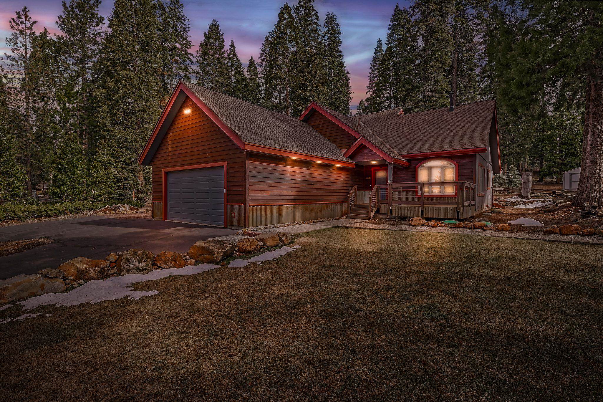 Lake Almanor, California 96137, United States, 3 Bedrooms Bedrooms, ,3 BathroomsBathrooms,Residential,Active,95184