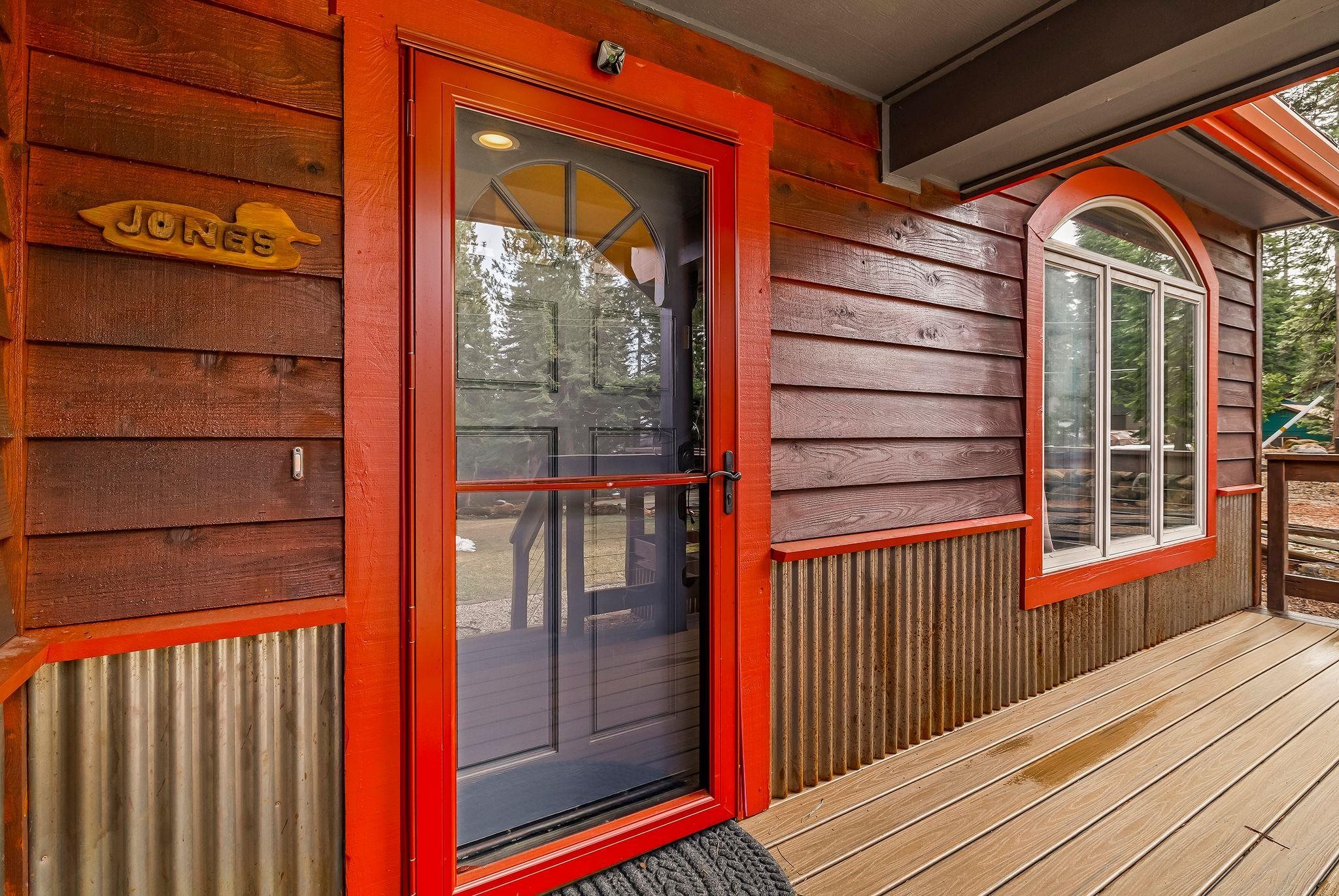 Lake Almanor, California 96137, United States, 3 Bedrooms Bedrooms, ,3 BathroomsBathrooms,Residential,Active,95184