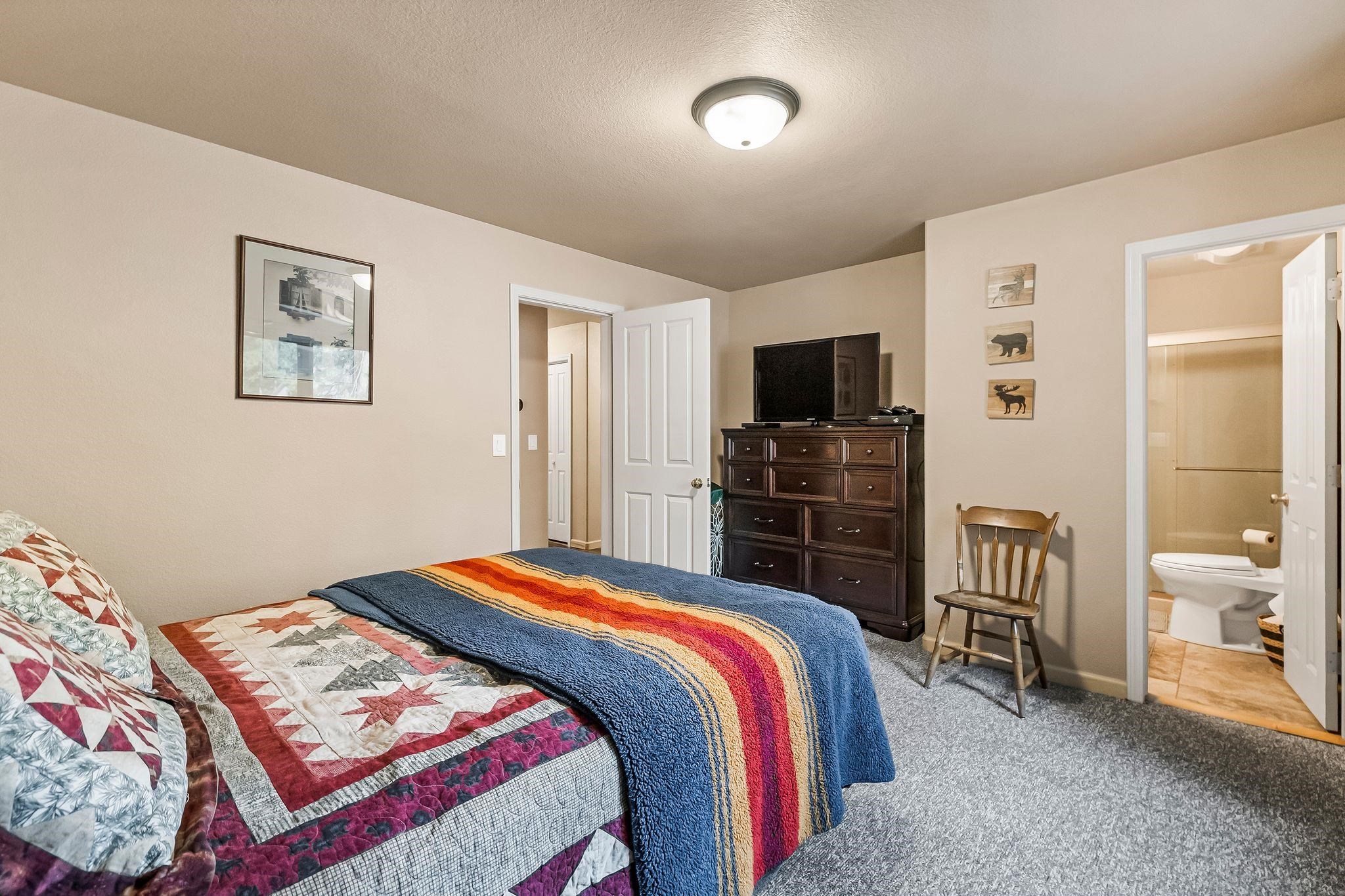 Lake Almanor, California 96137, United States, 3 Bedrooms Bedrooms, ,3 BathroomsBathrooms,Residential,Active,95184