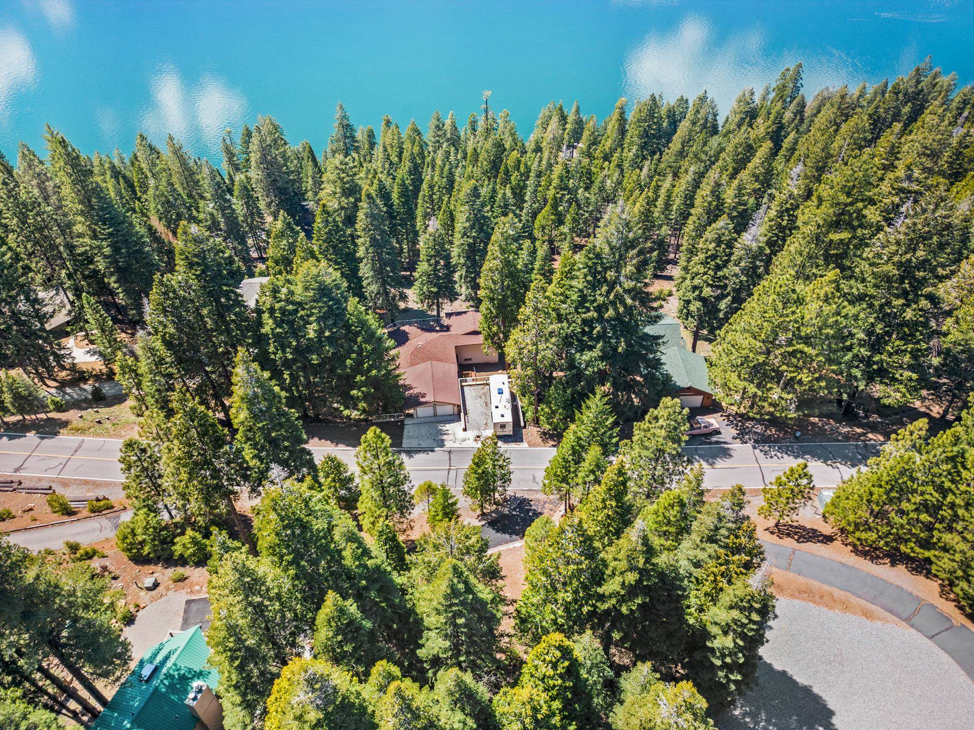 612 W Mountain Ridge Road, Lake Almanor, Texas image 20