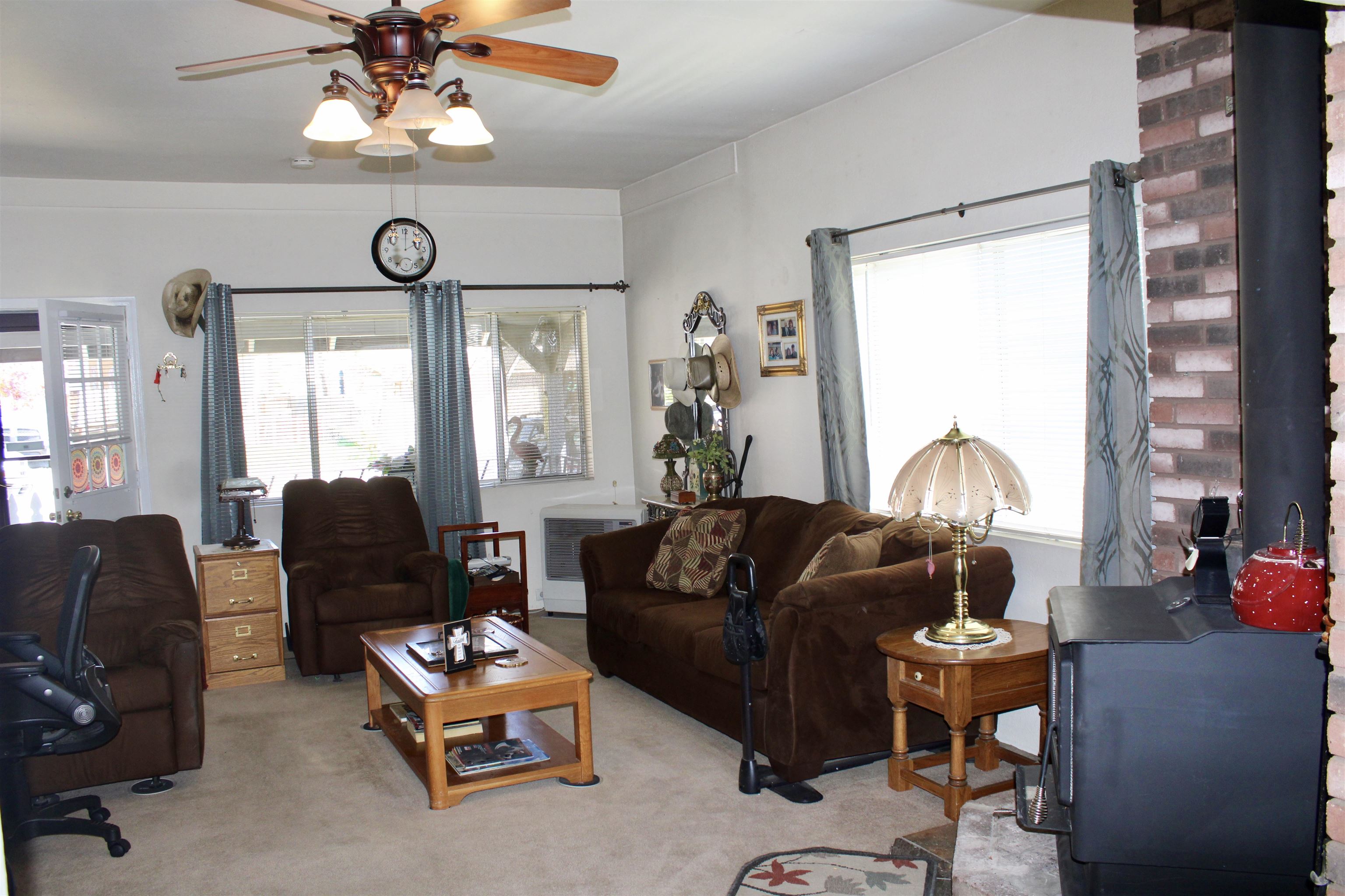 319 N Delwood Street, Westwood, New Mexico image 2