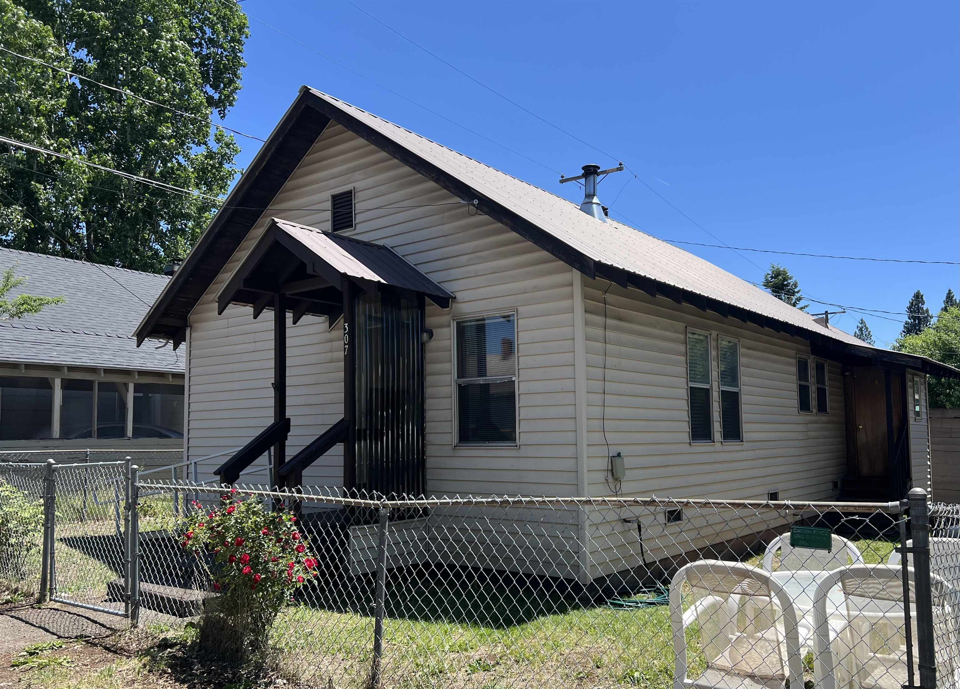 307 Second Street, Westwood, New Mexico image 1