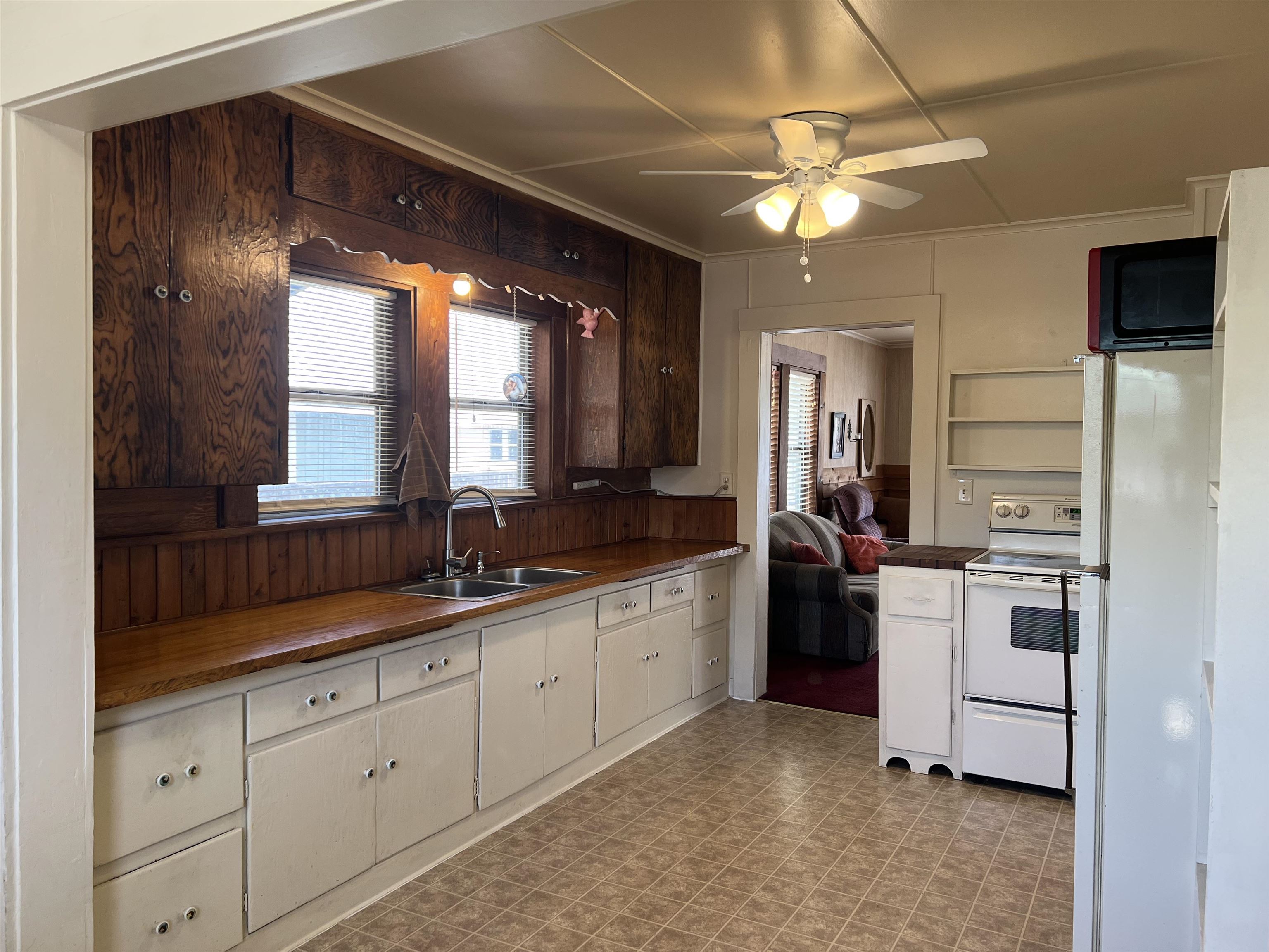 307 Second Street, Westwood, New Mexico image 4