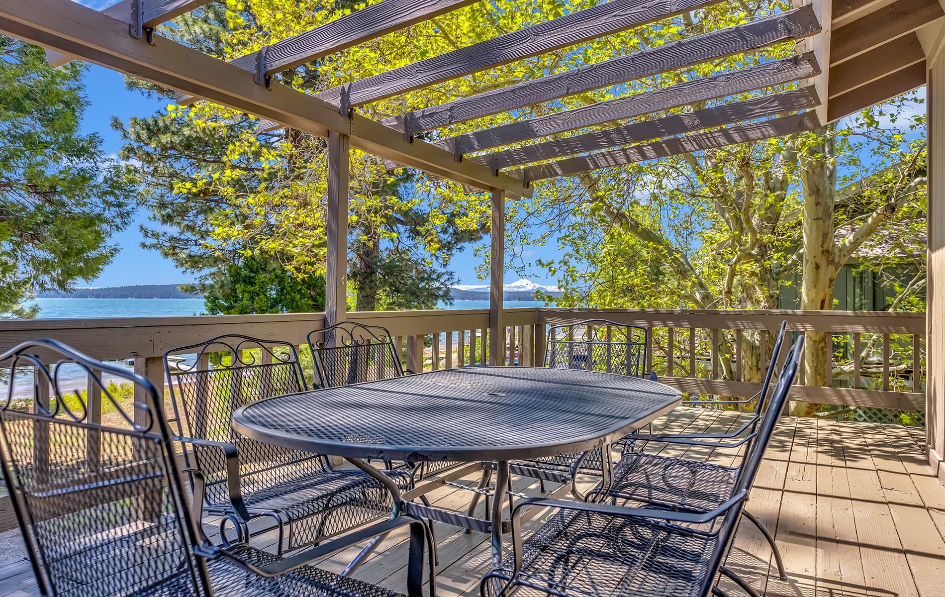 6309 Highway 147 Drive, Lake Almanor, Texas image 5