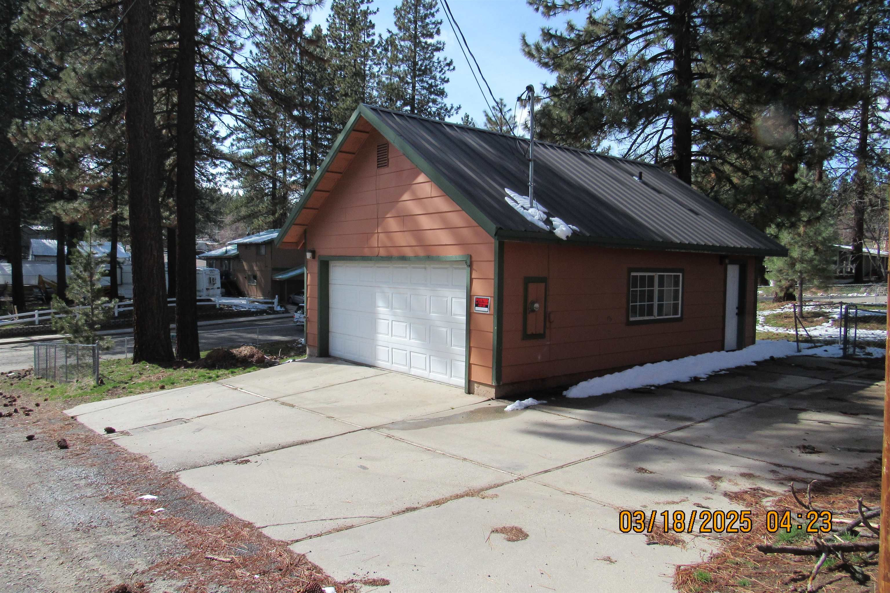 181 W Plumas Avenue, Portola, California image 1