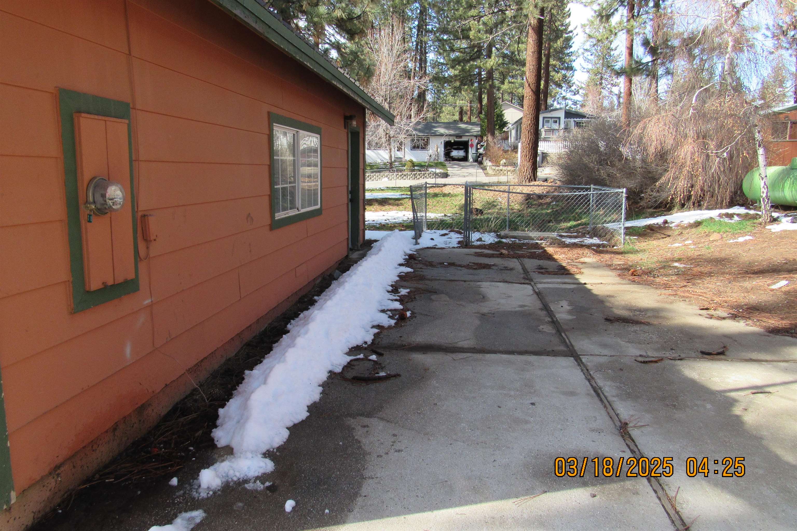 181 W Plumas Avenue, Portola, California image 2