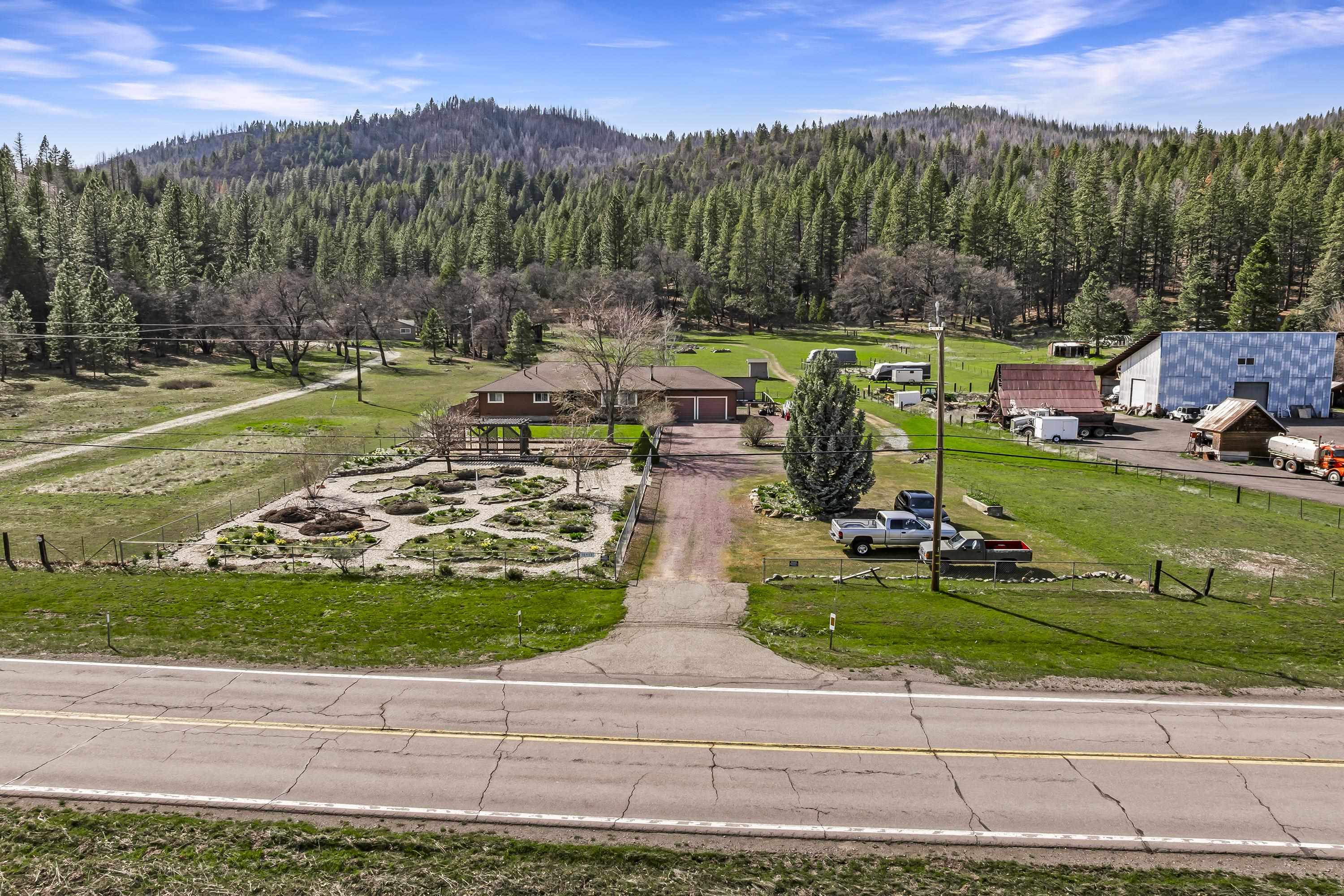 16413 N Highway 89 Highway, Greenville, California image 34
