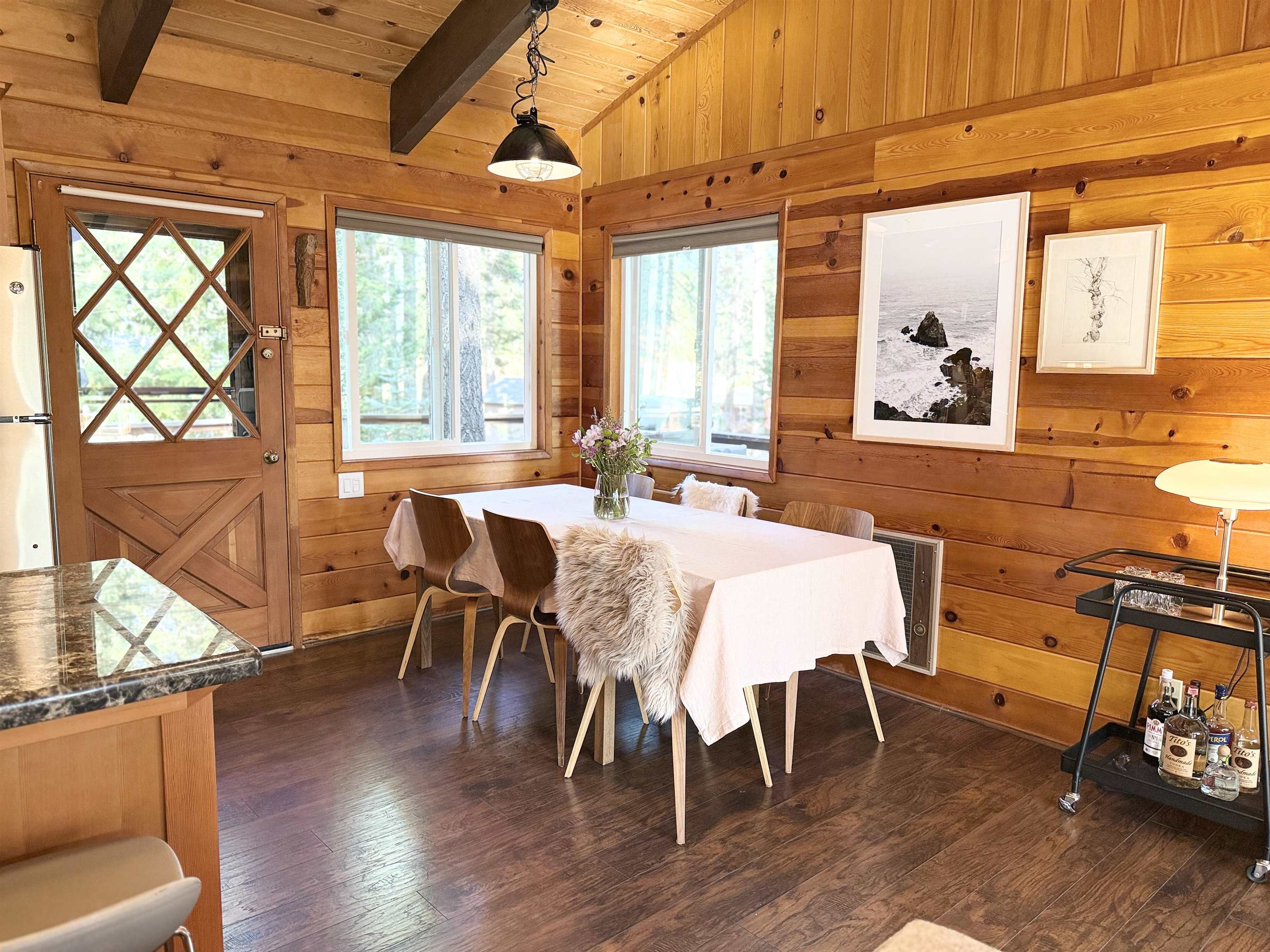 Lake Almanor, California 96137, United States, 3 Bedrooms Bedrooms, ,2 BathroomsBathrooms,Residential,Pending,155438