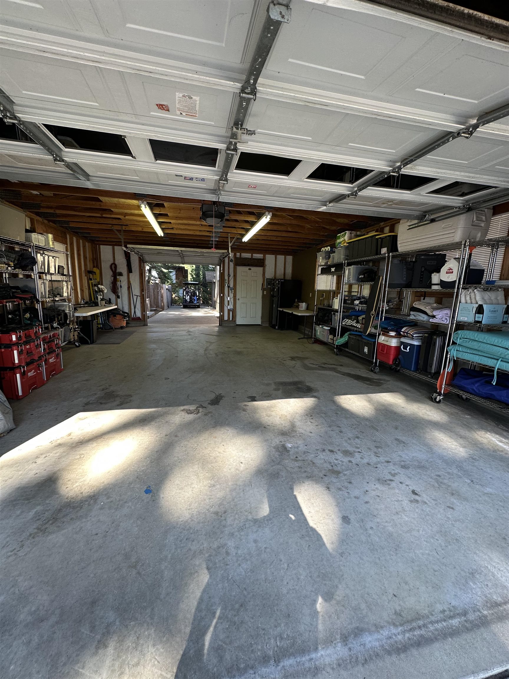 Lake Almanor, California 96137, United States, 3 Bedrooms Bedrooms, ,2 BathroomsBathrooms,Residential,Pending,155438