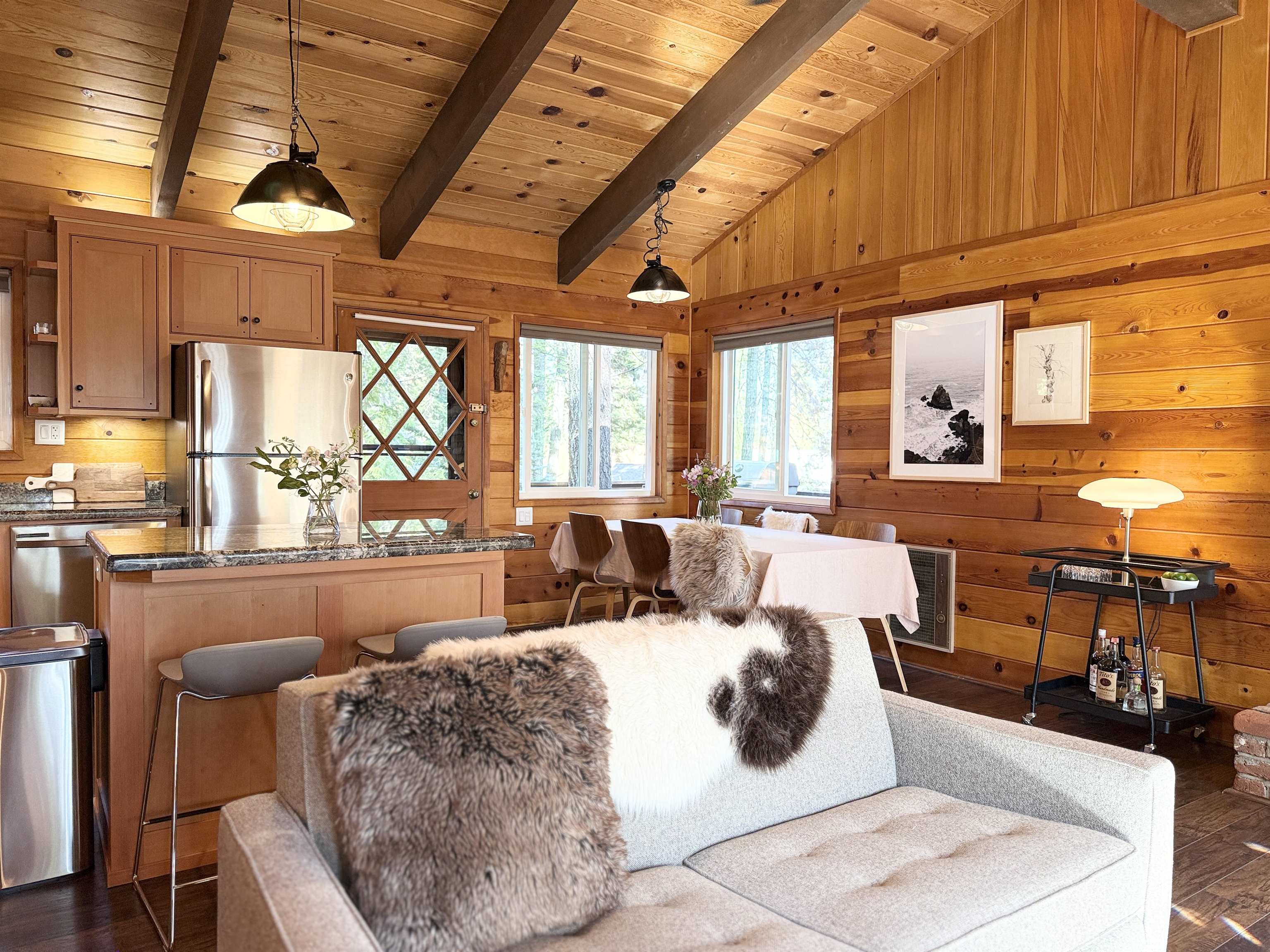 Lake Almanor, California 96137, United States, 3 Bedrooms Bedrooms, ,2 BathroomsBathrooms,Residential,Pending,155438