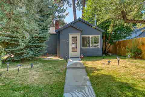 Homes For Sale - 164 E Magnolia Avenue Ave<br/> Portola, CA 96122
