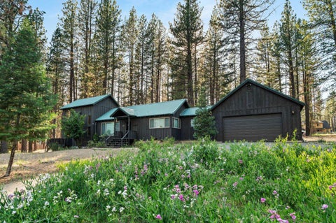 Homes For Sale - 114 Bark Way<br/> Plumas County, Clio, CA 96106