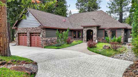 Apartment For Sale - 55 Red River Drive<br/> Lake Almanor, CA 96137