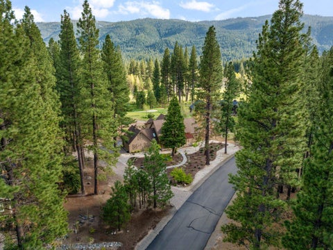 Apartment For Sale - 306 Quail View Circle Cir<br/> Clio, CA 96106