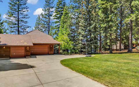 Homes For Sale - 1285 Lassen View Drive Dr<br/> Lake Almanor, CA 96137
