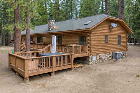 Apartment For Sale - 860 Red Fox Road Rd<br/> Clio, CA 96106