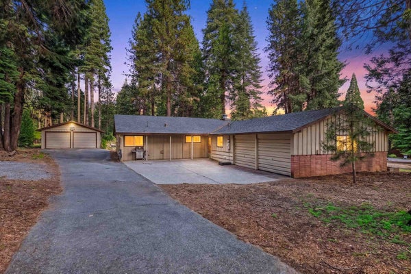 3653 LAKE ALMANOR DR, WESTWOOD, CA 96137 - Image e2734c11a9749da3a5aa144e8e9ec8c2/1442166