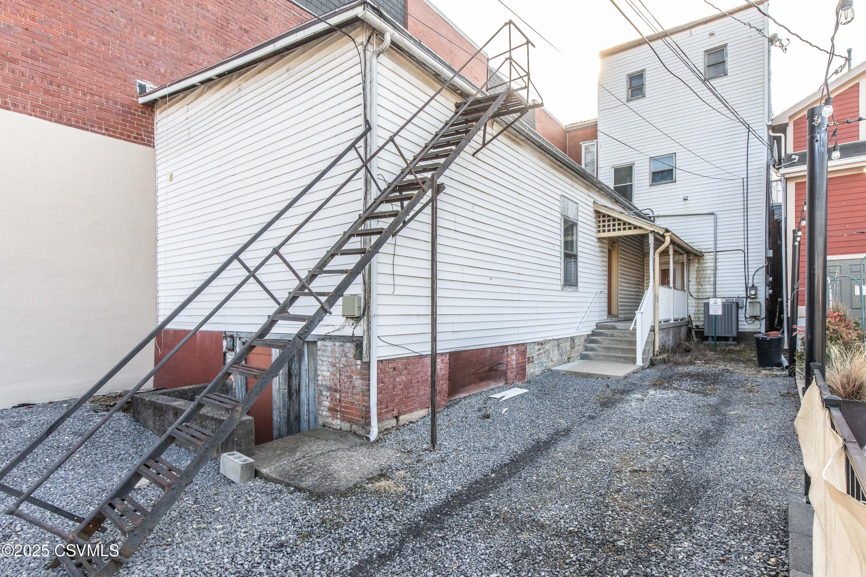 408-410 MARKET Street
