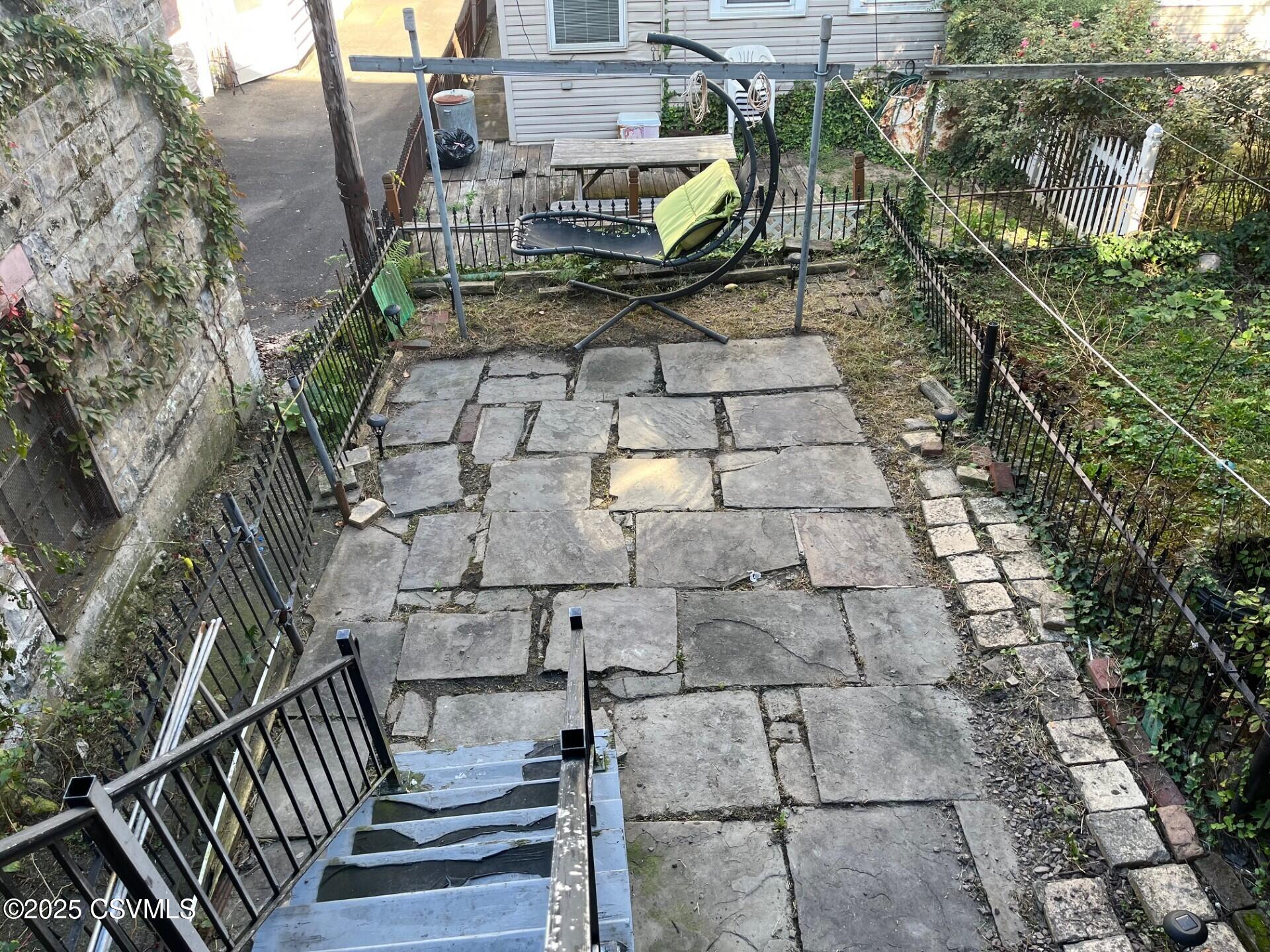15 W CHURCH Street
