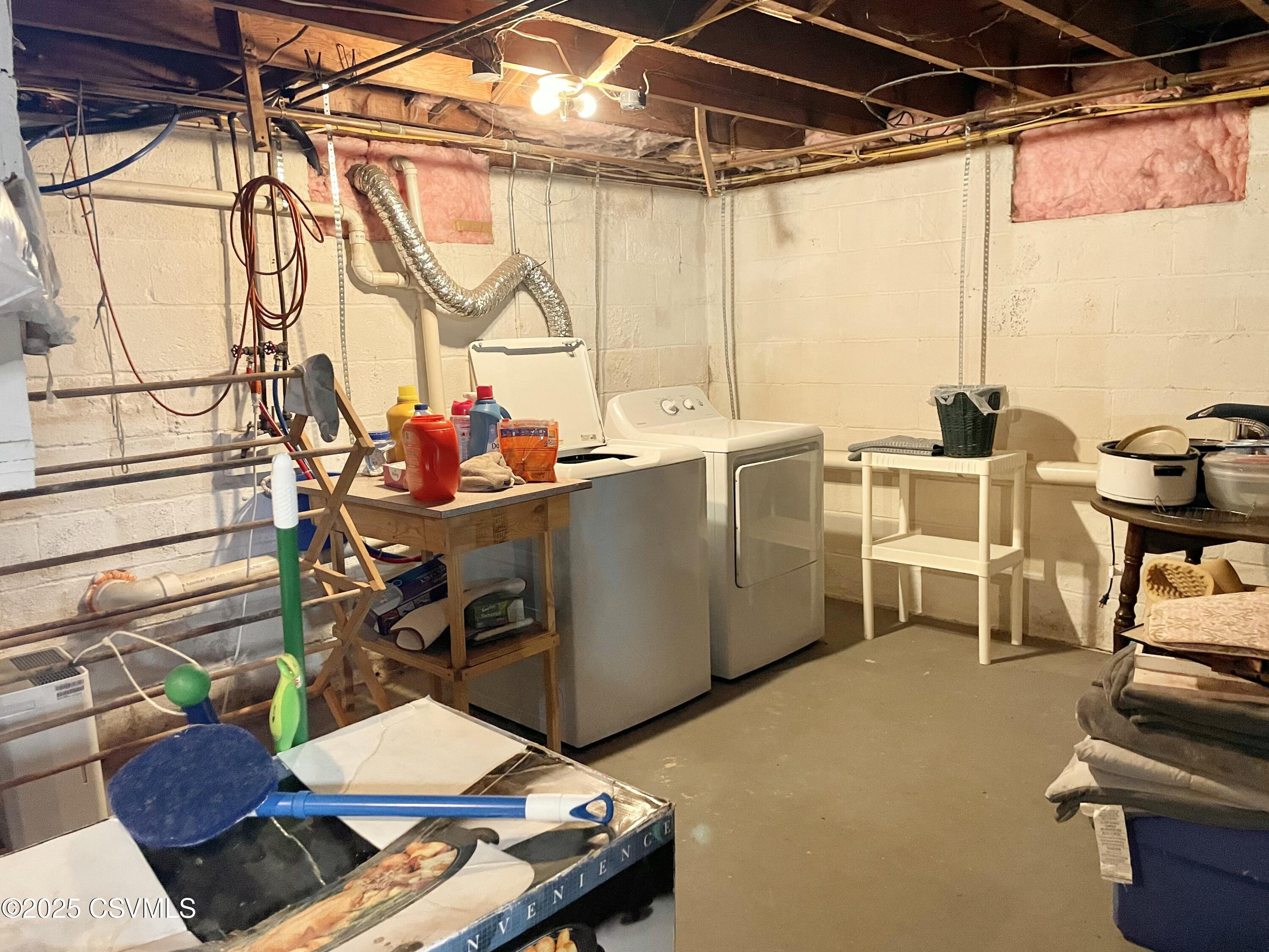 Lewisburg, Pennsylvania 17837, United States, 2 Bedrooms Bedrooms, ,1 BathroomBathrooms,Residential,Active,210409