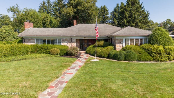 1211 E FRONT ST, BERWICK, PA 18603 - Image 047d1c1b5c3ee58dc7d2d86d5076e95a/324866533