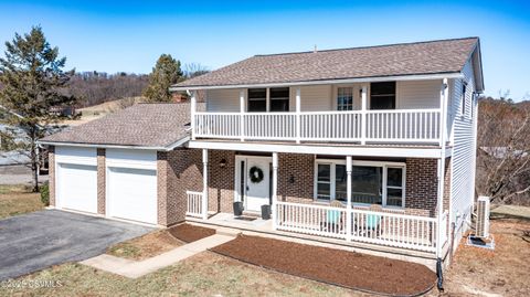 22 Valley View Road, Danville, PA 17821 - MLS#: 20-99734