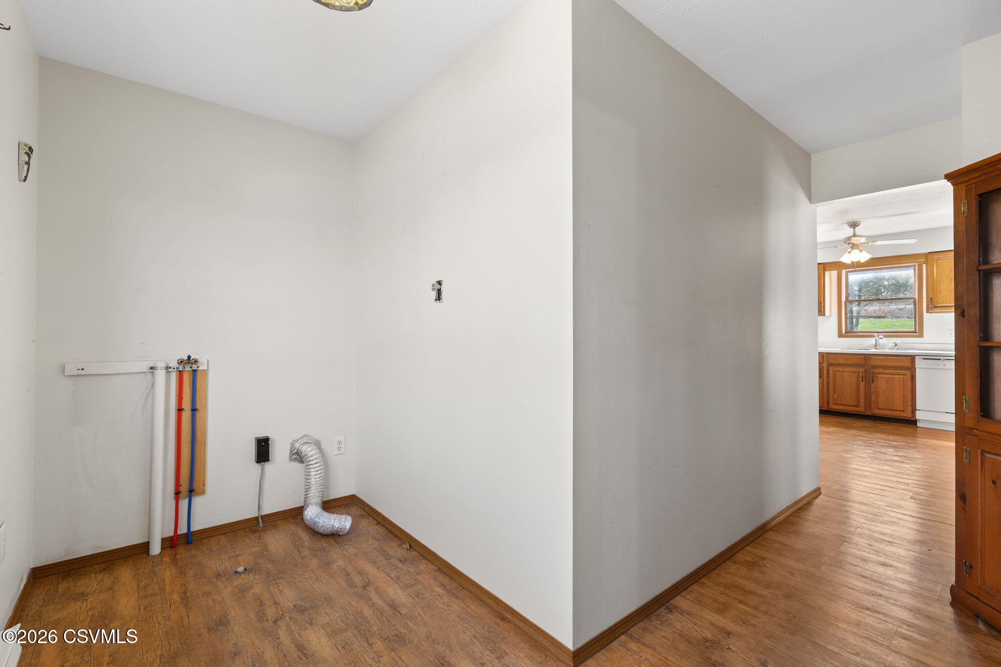 Properties 6 320 greco lane
