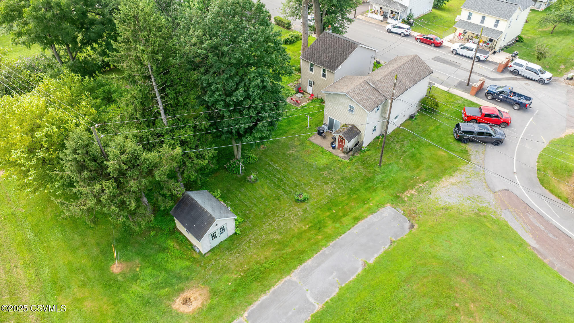 579 W MAHONING Street
