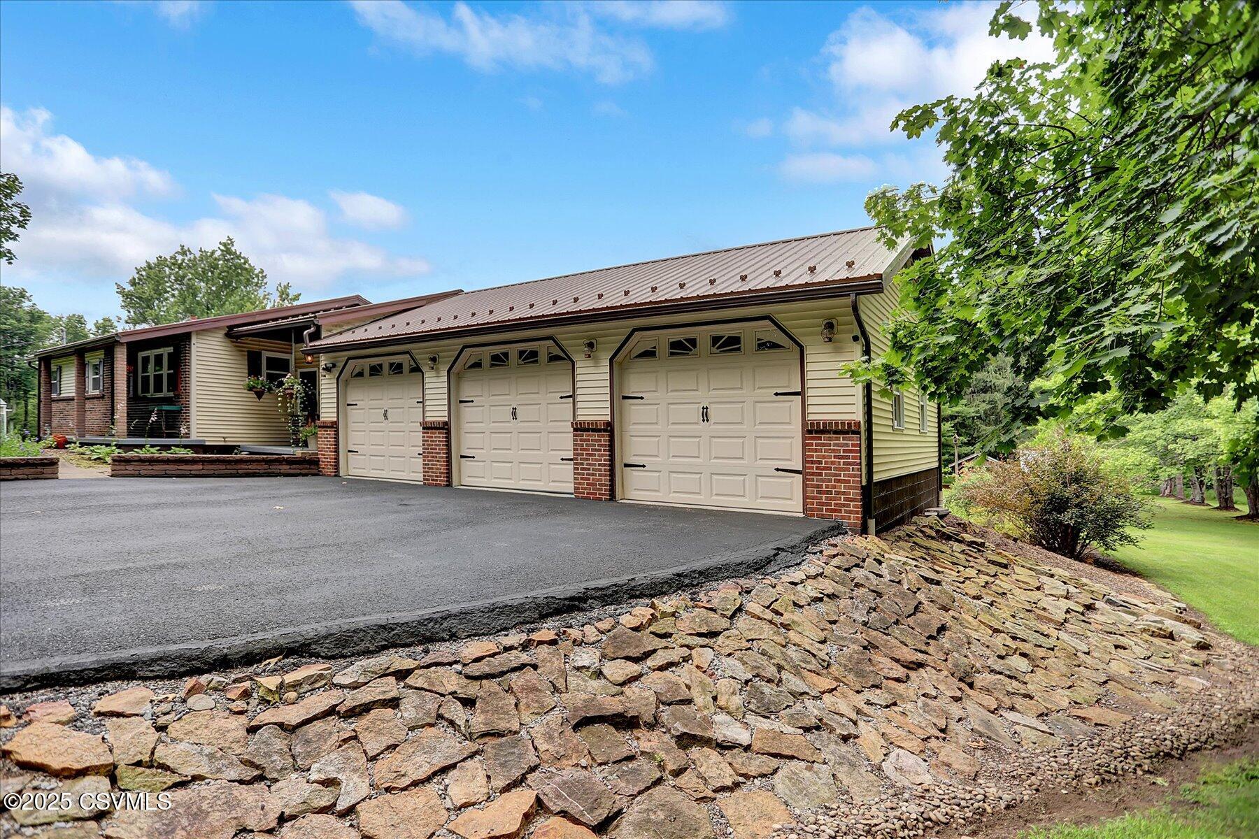 236 COUP Road