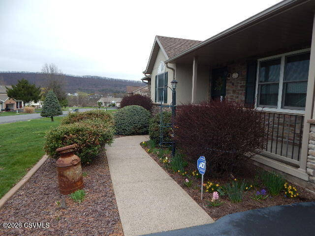 Properties 6 18 GRANDE Avenue