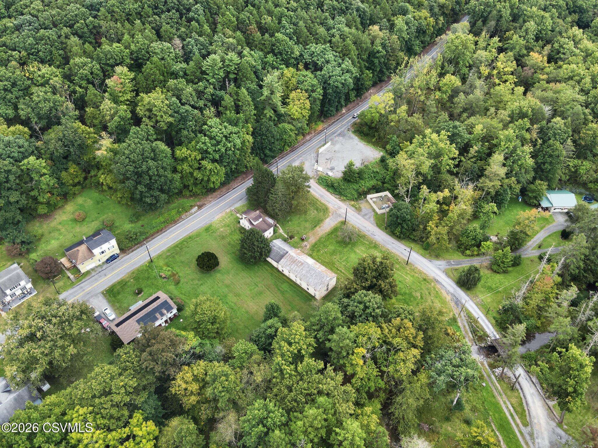 385 spruce hollow road