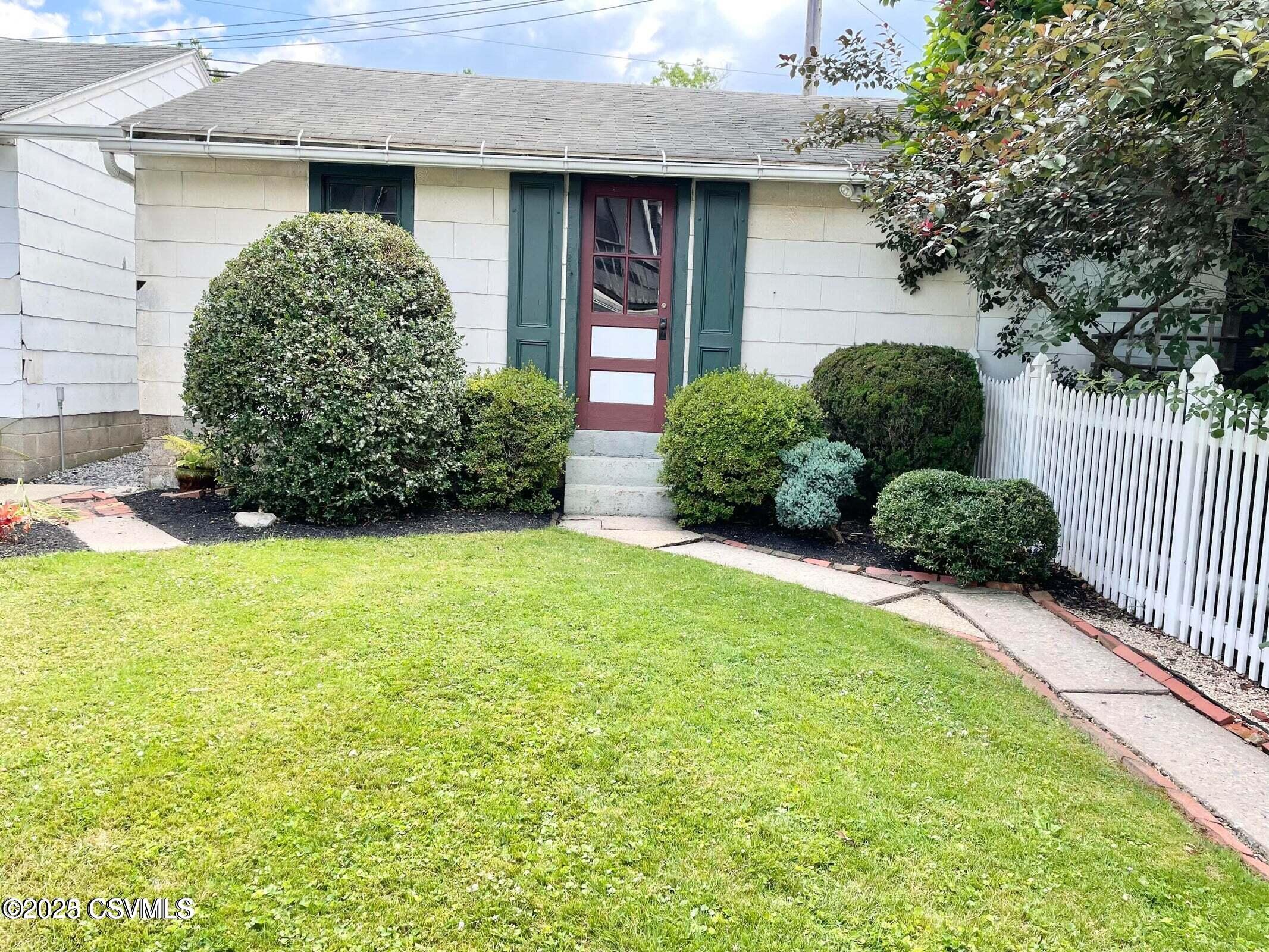 Lewisburg, Pennsylvania 17837, United States, 2 Bedrooms Bedrooms, ,1 BathroomBathrooms,Residential,Active,125129