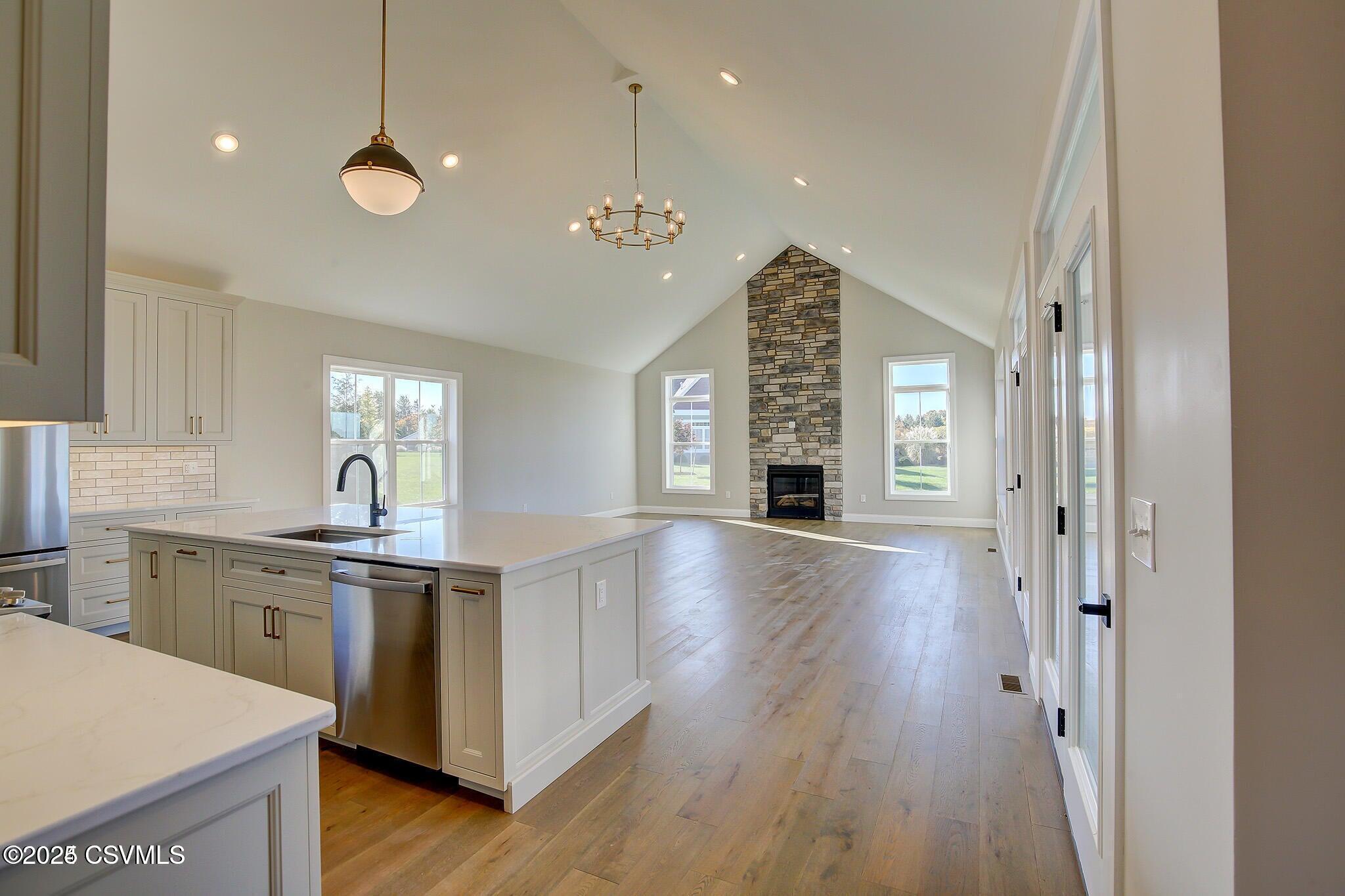 Lewisburg, Pennsylvania 17837, United States, 4 Bedrooms Bedrooms, ,3 BathroomsBathrooms,Residential,Active,177559