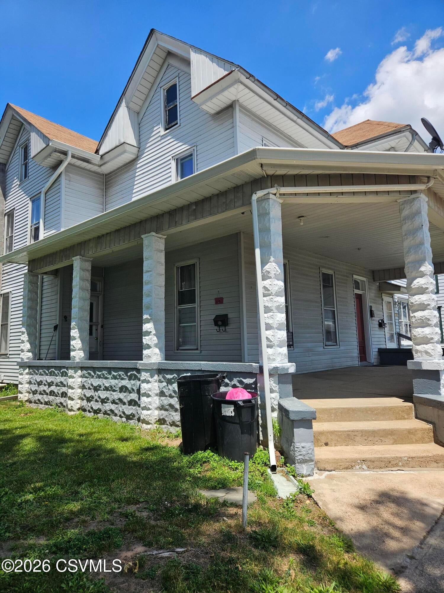 319 HEPBURN Street
