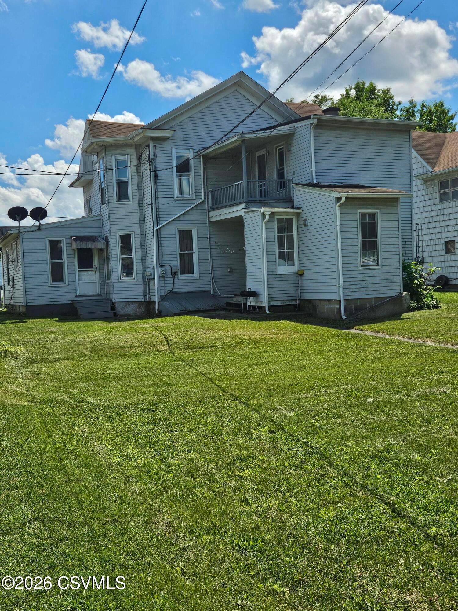 319 HEPBURN Street