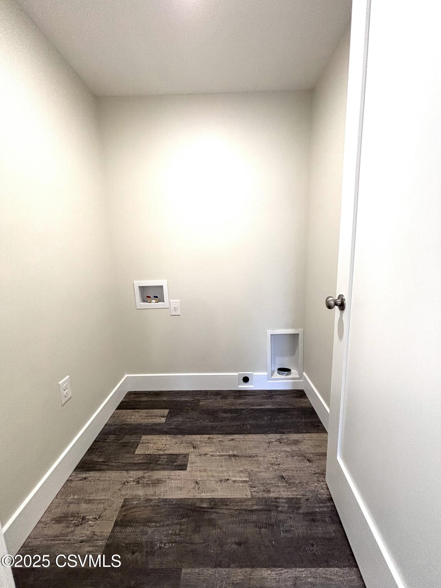 Lewisburg, Pennsylvania 17837, United States, 3 Bedrooms Bedrooms, ,2 BathroomsBathrooms,Residential,Active,79349