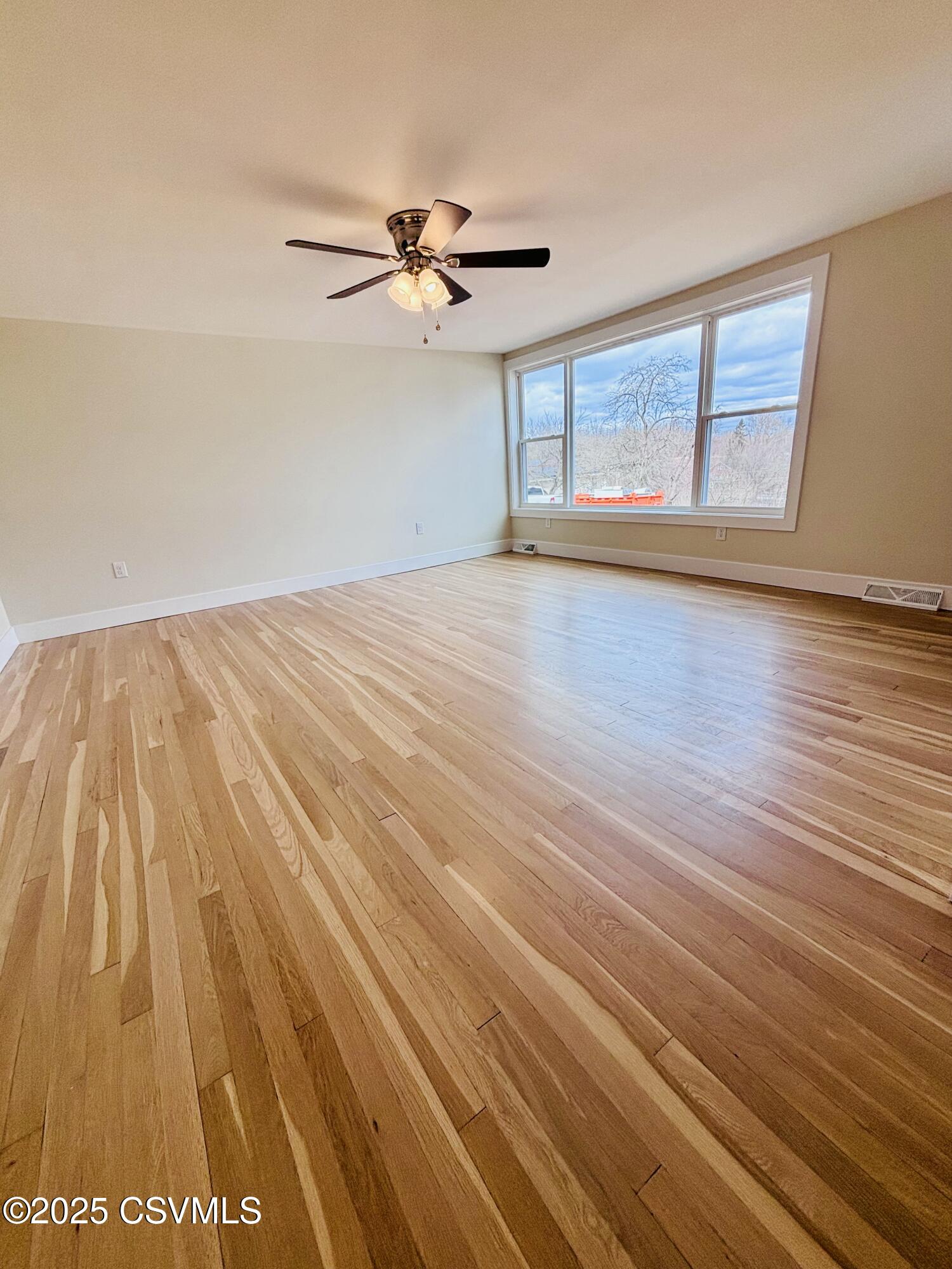 Lewisburg, Pennsylvania 17837, United States, 3 Bedrooms Bedrooms, ,2 BathroomsBathrooms,Residential,Active,79349