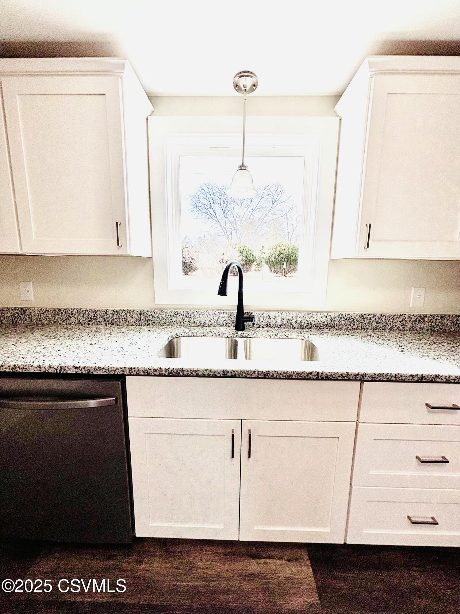 Lewisburg, Pennsylvania 17837, United States, 3 Bedrooms Bedrooms, ,2 BathroomsBathrooms,Residential,Active,79349