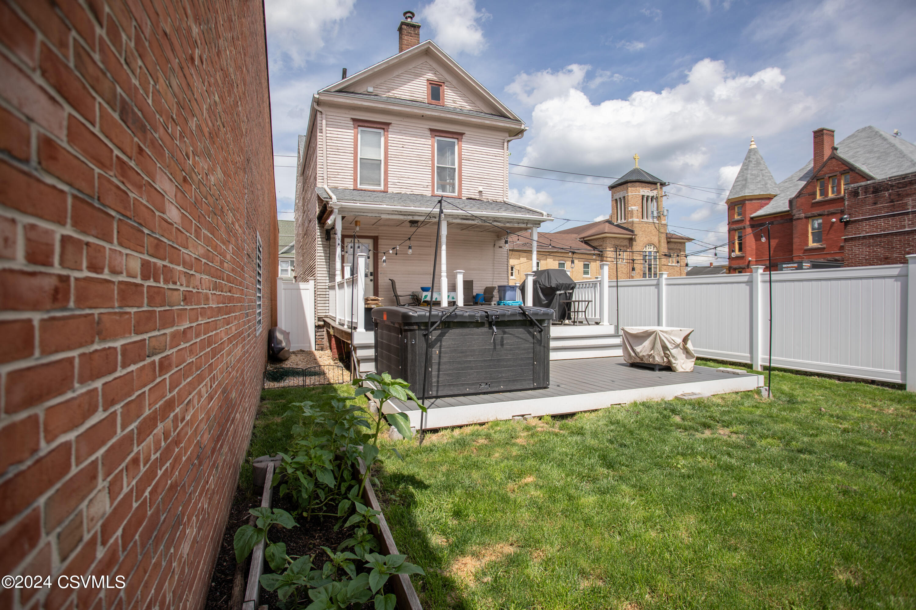 Danville, Pennsylvania 17821, United States, 3 Bedrooms Bedrooms, ,2 BathroomsBathrooms,Residential,Active,56939