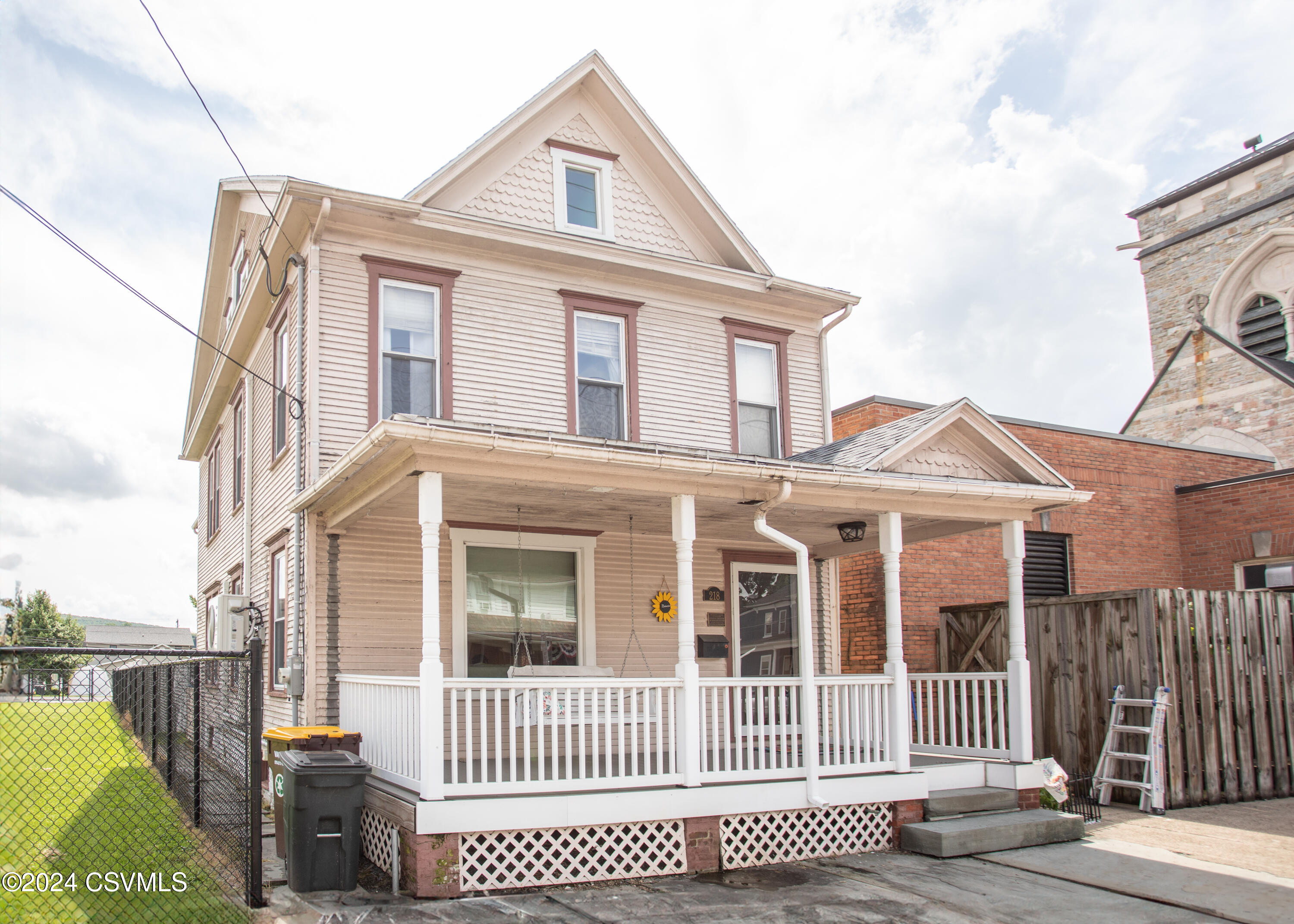 Danville, Pennsylvania 17821, United States, 3 Bedrooms Bedrooms, ,2 BathroomsBathrooms,Residential,Active,56939