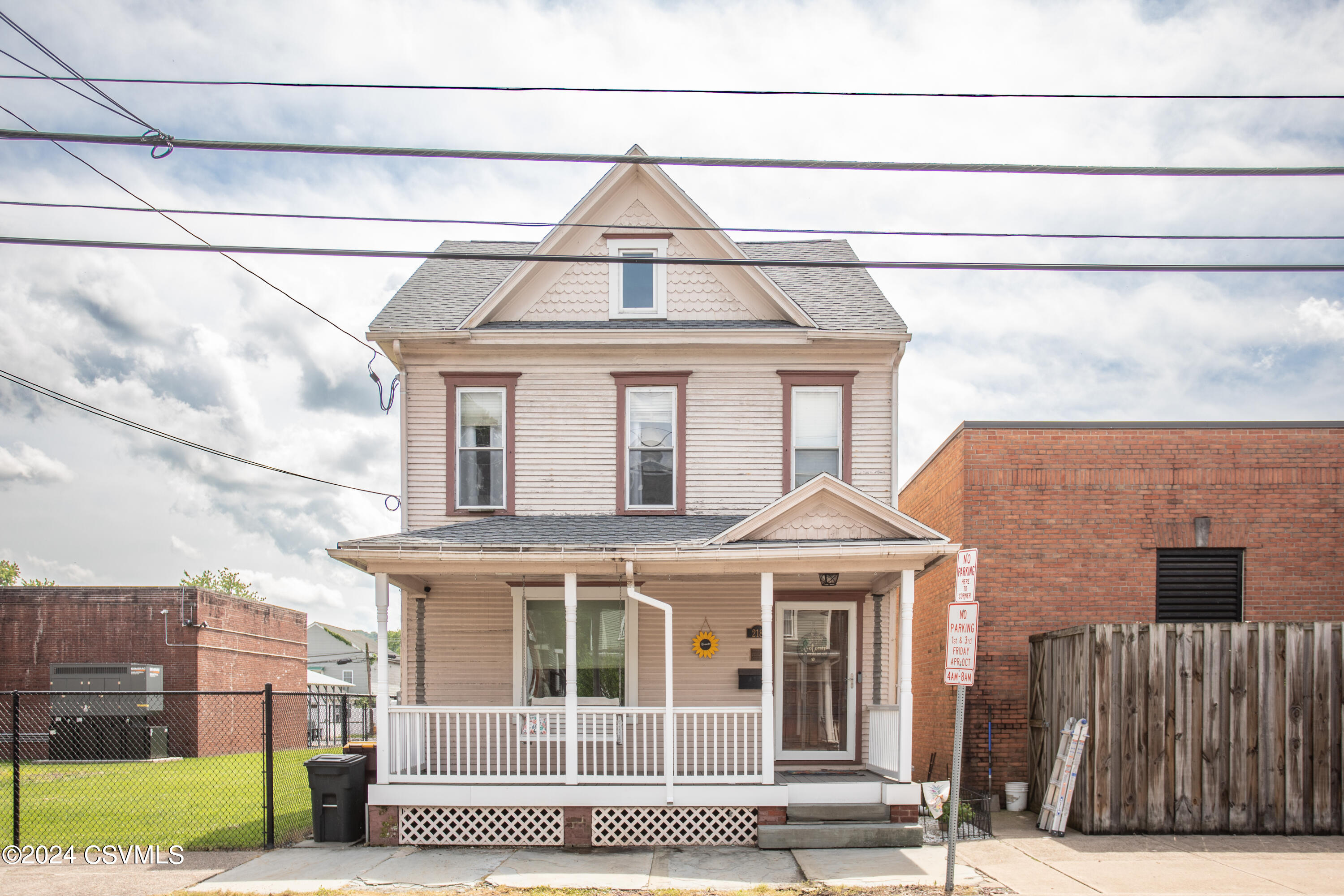 Danville, Pennsylvania 17821, United States, 3 Bedrooms Bedrooms, ,2 BathroomsBathrooms,Residential,Active,56939