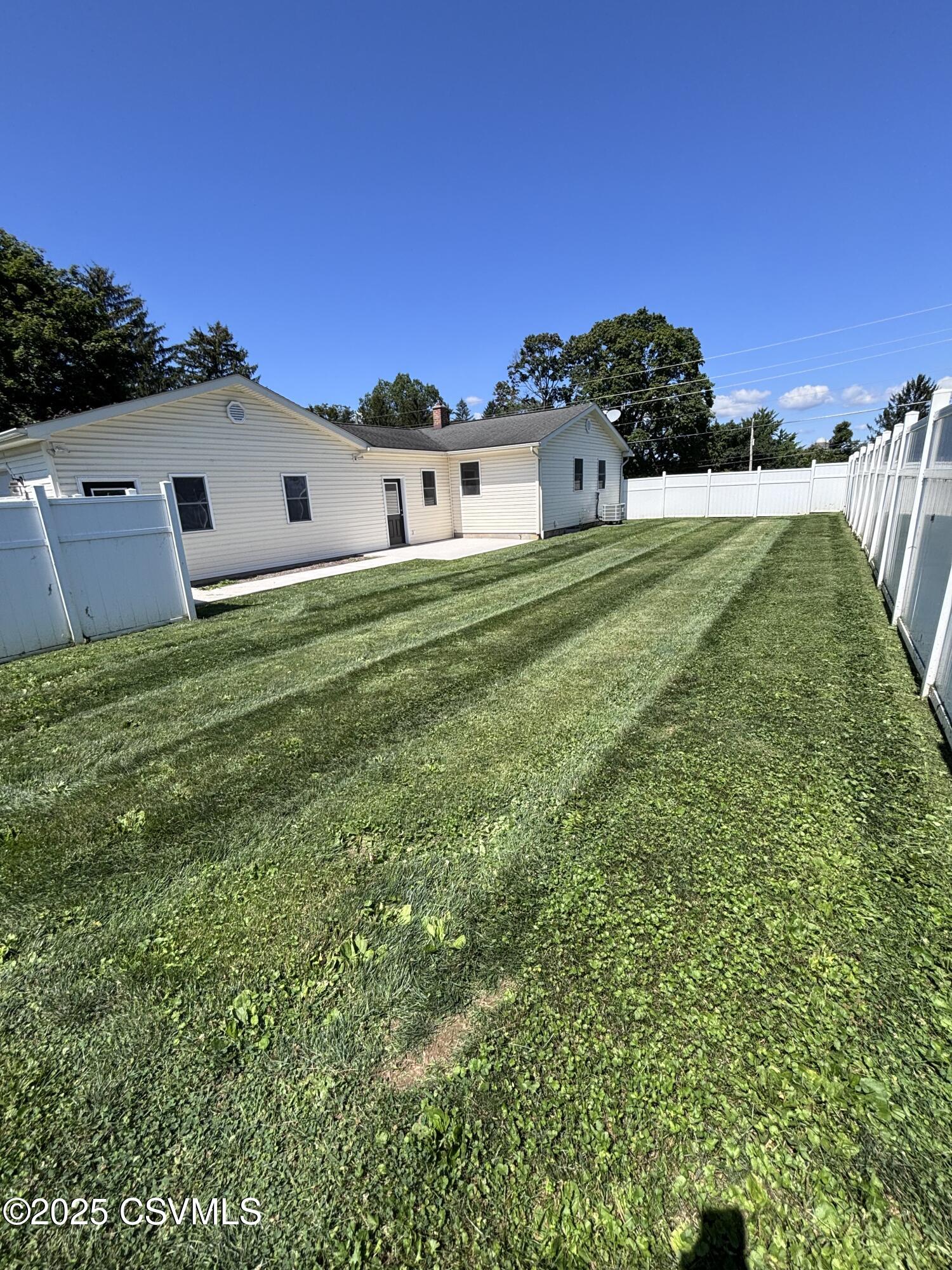 Lewisburg, Pennsylvania 17837, United States, 3 Bedrooms Bedrooms, ,2 BathroomsBathrooms,Residential,Active,82108