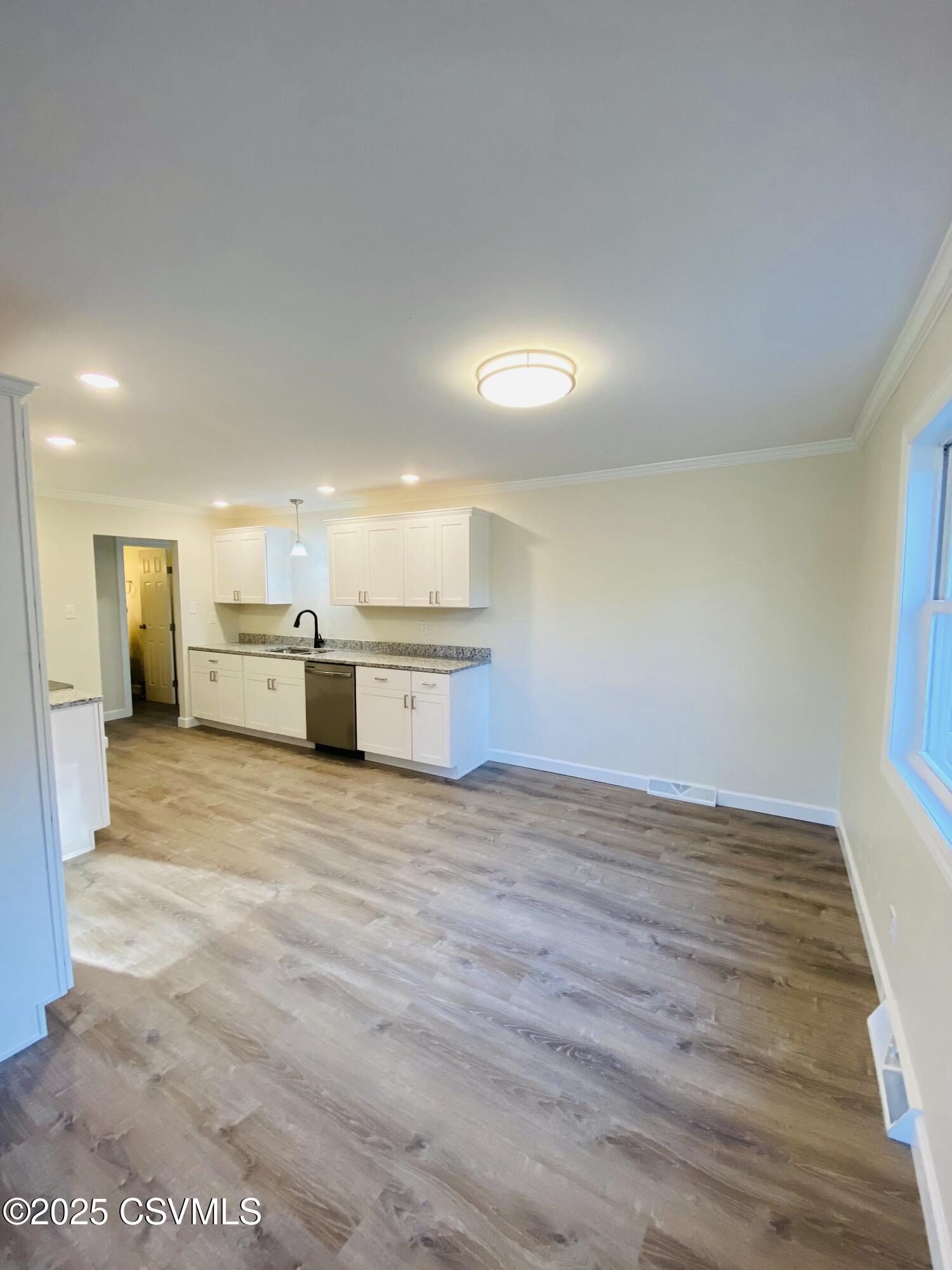 Lewisburg, Pennsylvania 17837, United States, 3 Bedrooms Bedrooms, ,2 BathroomsBathrooms,Residential,Active,82108