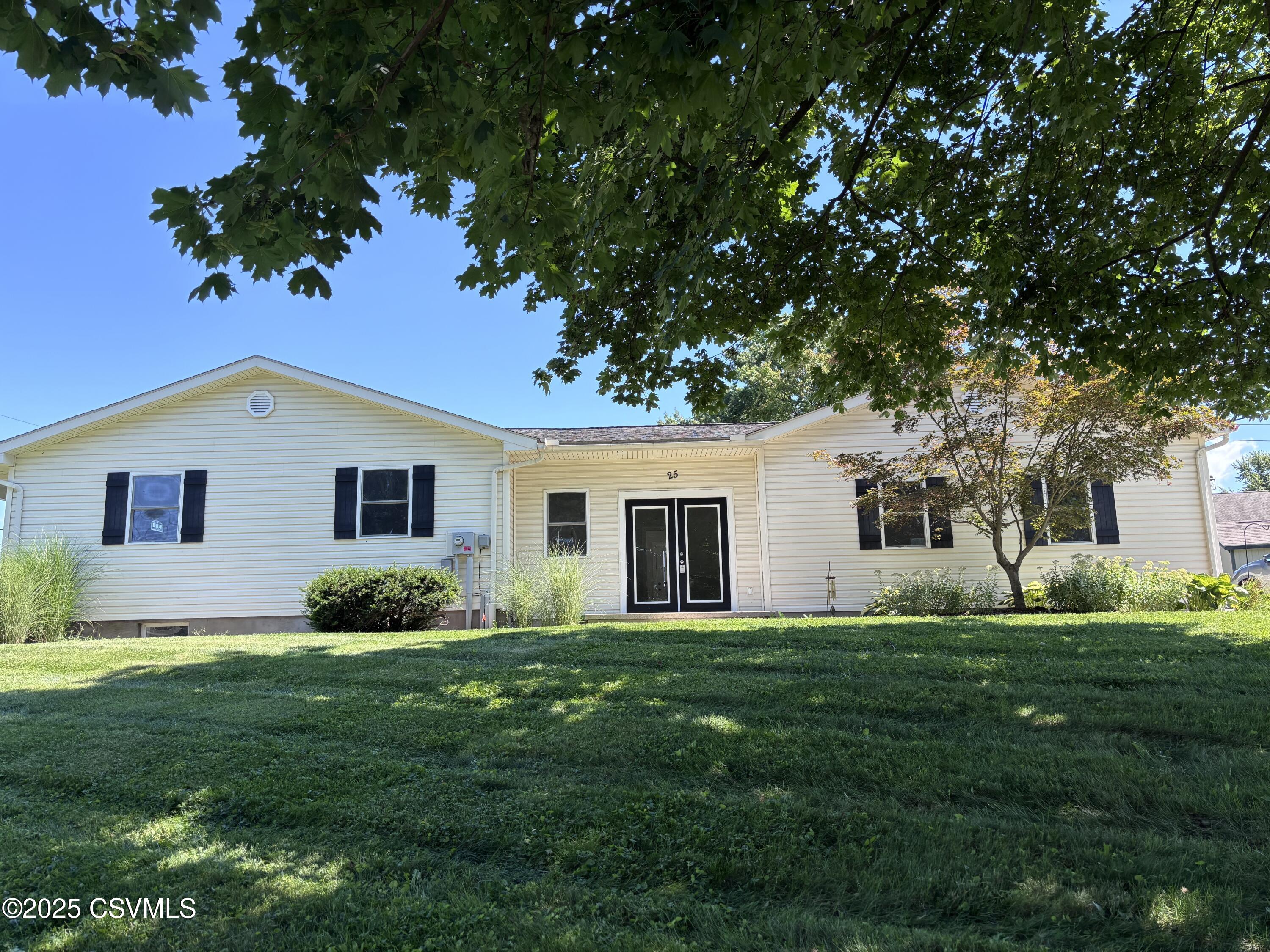 Lewisburg, Pennsylvania 17837, United States, 3 Bedrooms Bedrooms, ,2 BathroomsBathrooms,Residential,Active,82108