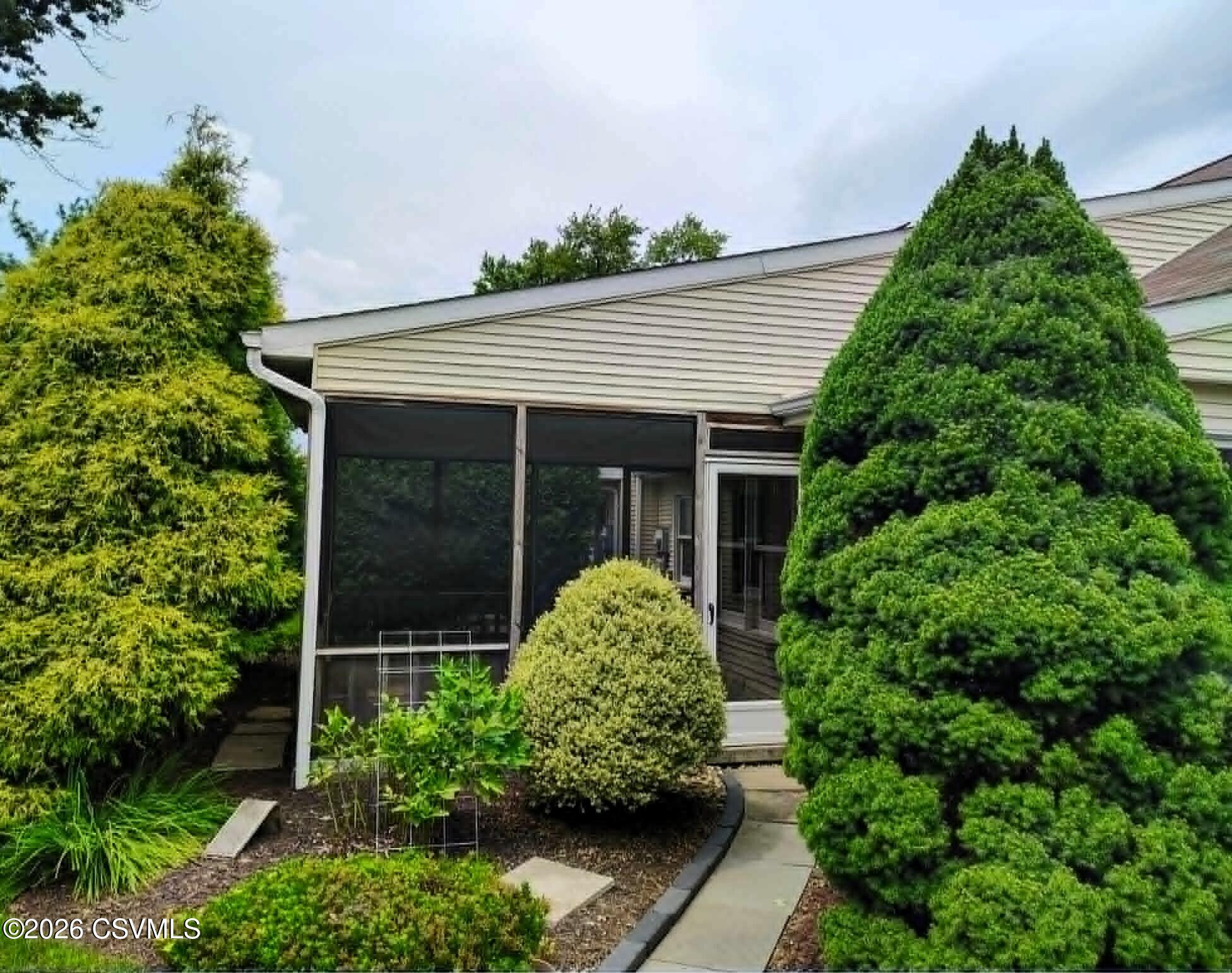 207 oak lane