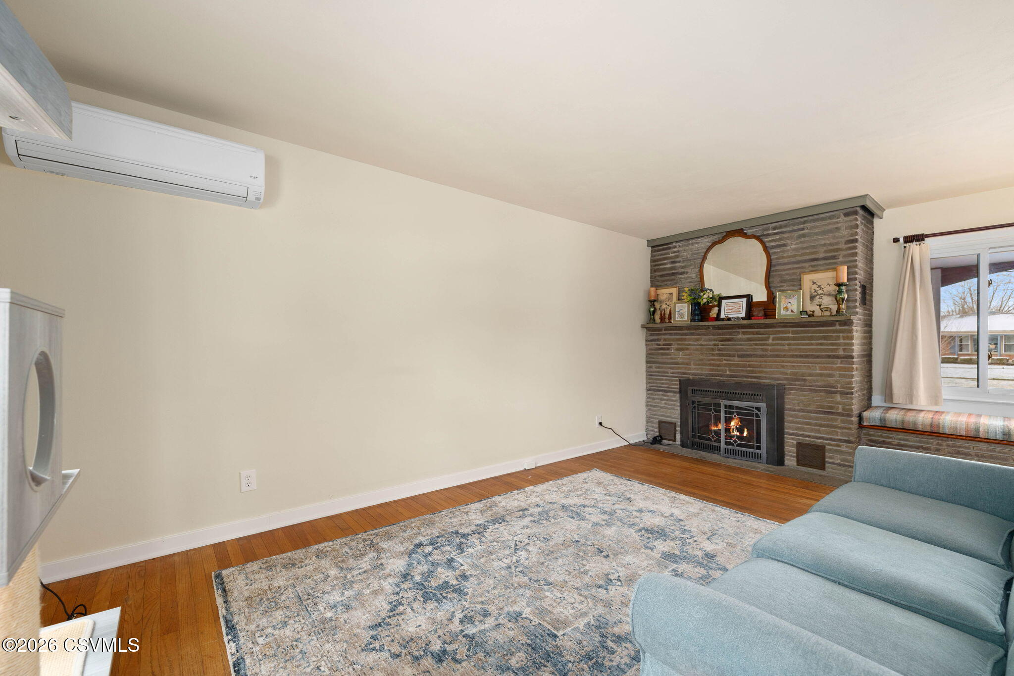 Properties 6 140 SHERWOOD Drive