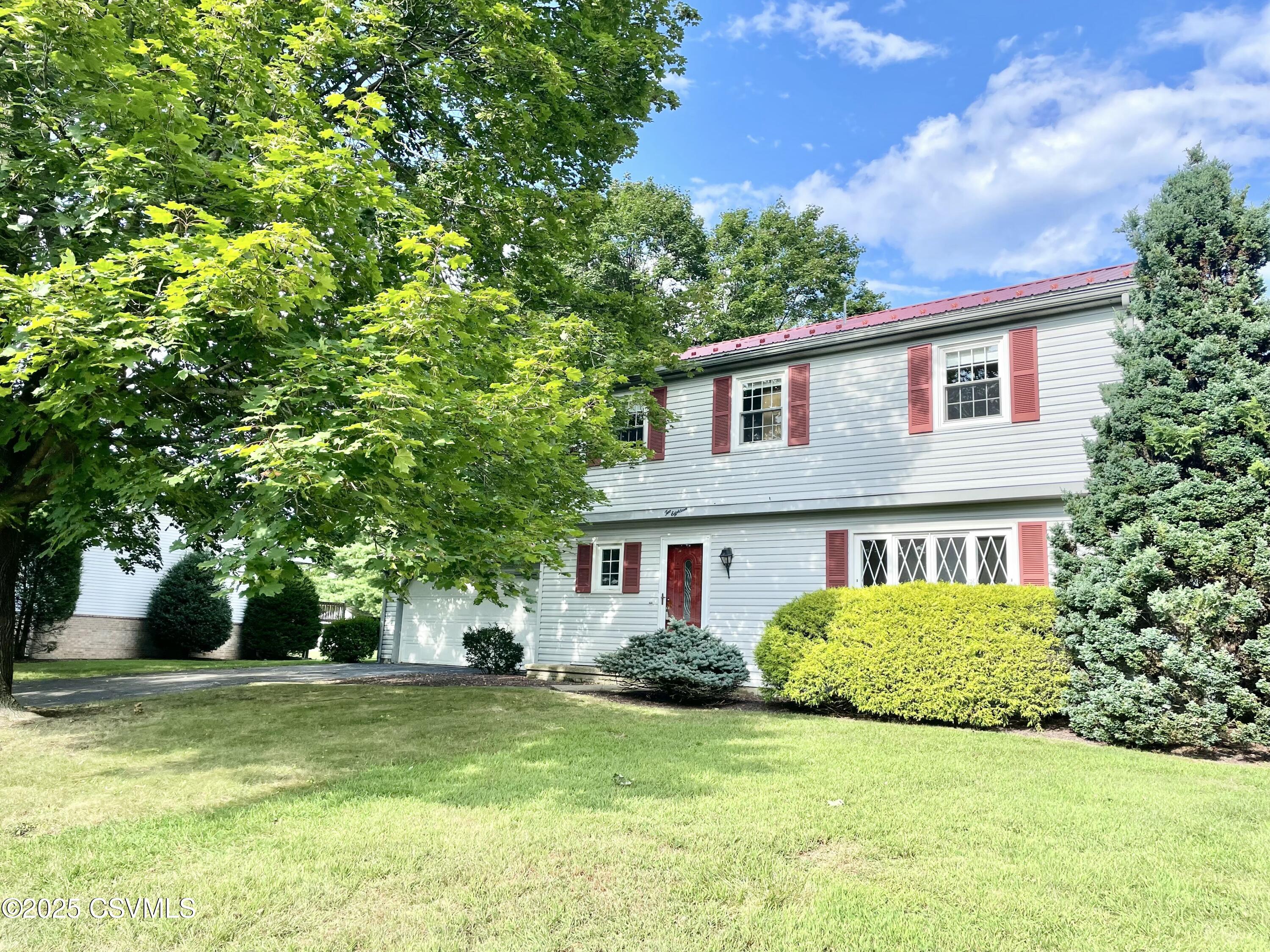 Lewisburg, Pennsylvania 17837, United States, 4 Bedrooms Bedrooms, ,3 BathroomsBathrooms,Residential,Active,192507